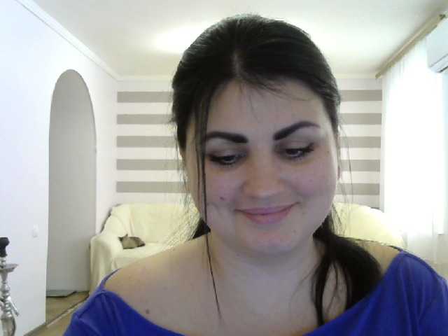 Kuvat AlinaVesko I am non nude =)I DO NOT MAKE SHOWS IN MY ROOM IS CHAT ONLY
