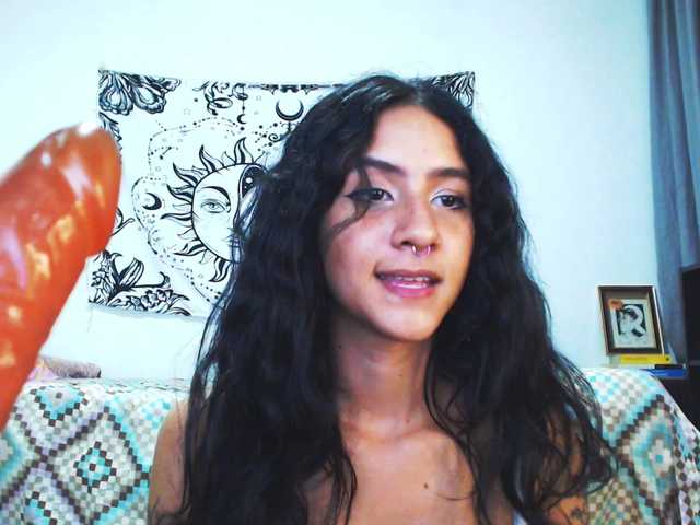 Kuvat AlinaWoolf Heyy welcome to my room, im new model, dont forget follow me and tip if u like the show, hot private open! GOAL BOOTY TEASE + SPANKS DOGGY ❤