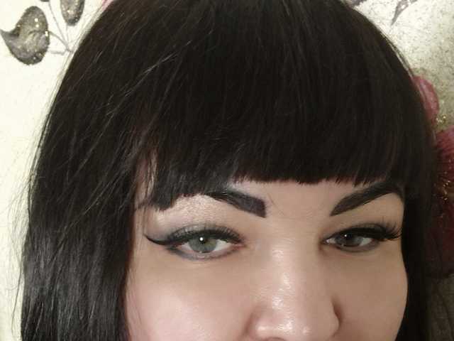 Kuva profiilista AliraDom