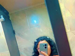 Eroottinen videokeskustelu alis281