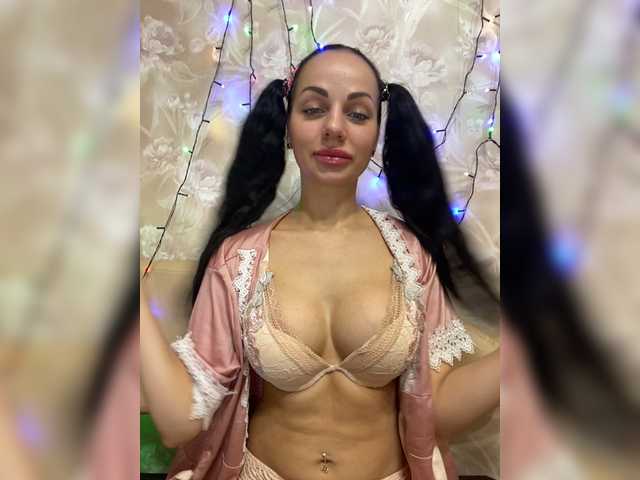 Kuvat Alisewise on a dream-999 tokens Breast-149 tokens, naked-249 tokens, dance-79, change clothes for you 199tokens, photo password -70 tokens, please me - 101 tokens, stand up crustacean - 55tokens,