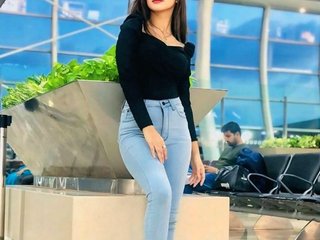 Eroottinen videokeskustelu AlishaFor