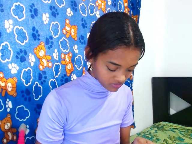 Lähettää kuvakaappauksia Alixthompson