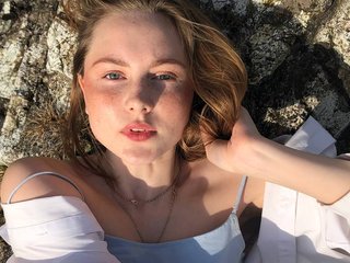 Eroottinen videokeskustelu Allatriona