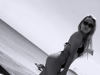 Eroottinen videokeskustelu AlleRose