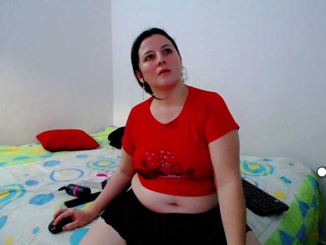 Lähettää kuvakaappauksia allisonbaby