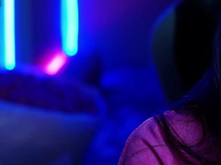 Eroottinen videokeskustelu Allla