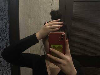 Eroottinen videokeskustelu Ally23