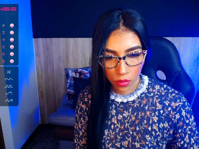 Kuvat Alonndra Back in my office a lot of paperwork, and a lot of wet fantasies ♥ ♥ - @GOAL: CUM show ♥ every 2 goals reached: SQUIRT SHOW 204 #office #secretary #bigboobs #18 #latina #anal #young #lovense #lush #ohmibod