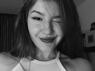 Eroottinen videokeskustelu Alwaysfrida