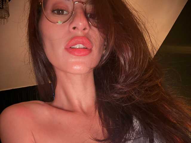 Kuva profiilista alyonaqueen