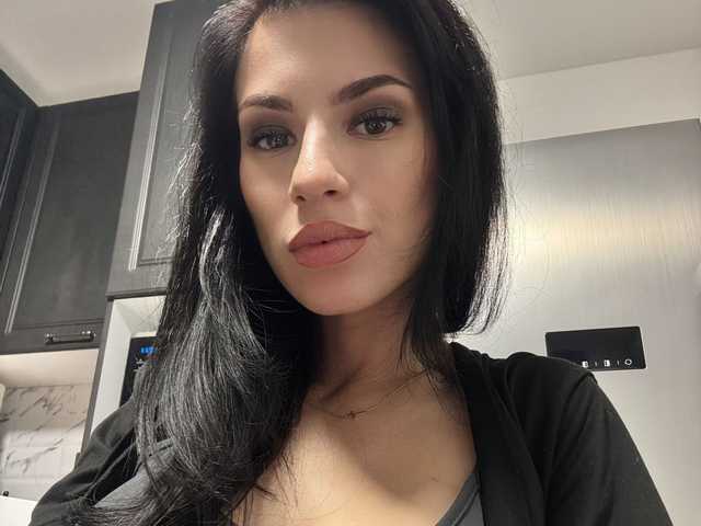 Kuva profiilista alyonaqueen