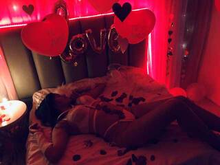 Eroottinen videokeskustelu amabarsmith