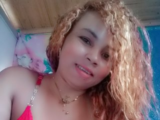 Eroottinen videokeskustelu Amanah