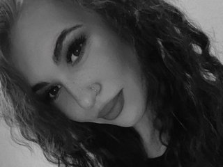 Eroottinen videokeskustelu AmandaBlare