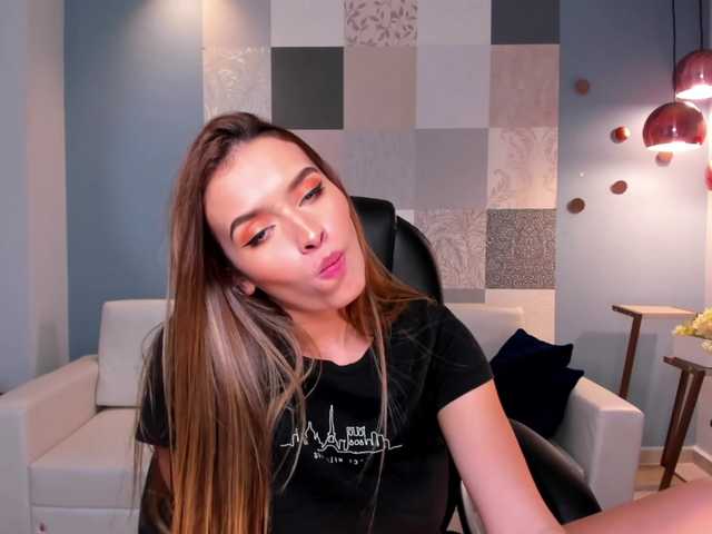 Kuvat AmberHill I can be your sweet girl, or also a rude girl and suits, tell me bby… Blowjob 99 TK // Cum show 499TK // Plug anal 666TK 773 TK ♥