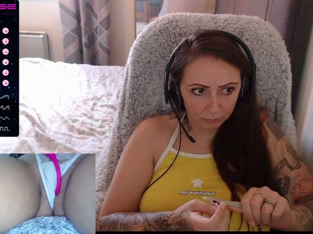 Lähettää kuvakaappauksia AmberJayde