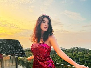 Eroottinen videokeskustelu AmiLaya