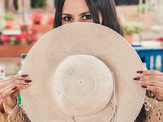 Eroottinen videokeskustelu amina-hafssa