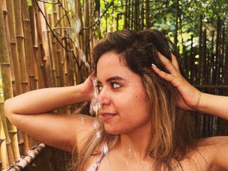 Eroottinen videokeskustelu Ana-Lee