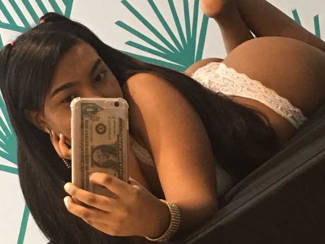 Kuva profiilista AnaGreyy