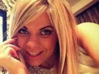 Eroottinen videokeskustelu analeigh