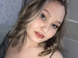 Eroottinen videokeskustelu AnalisaDimick