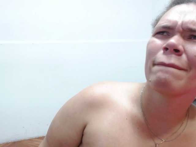 Kuvat AndreaWhite DANCE SEXYY FLAHS TITS AND PLAY WHIT MY BODY