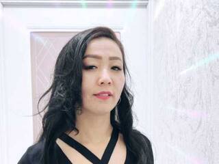 Eroottinen videokeskustelu ANGEL-A4