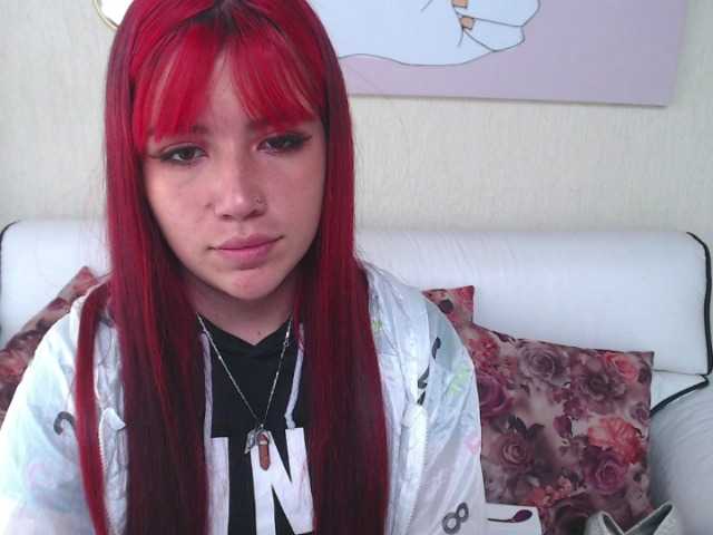 Kuvat AngelicaBaez WELCOME GUYS LET'S GO FUN TOGHETER!! SQUIRT!! #braces #smallbobs #redhair #cuteass #glasses