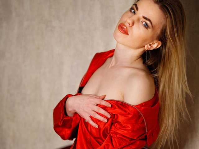 Kuva profiilista AngelinaJol13