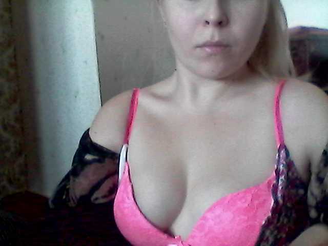 Lähettää kuvakaappauksia AngelinaOGirl