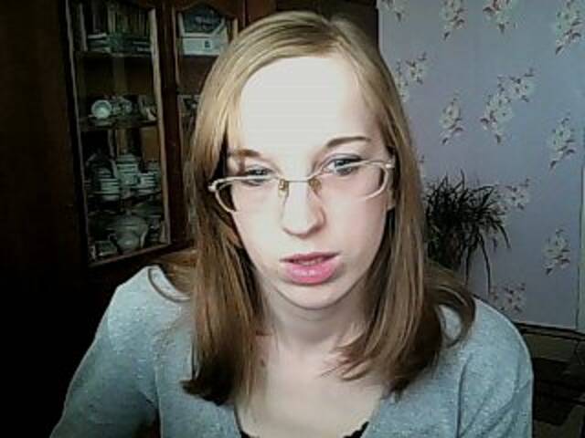 Lähettää kuvakaappauksia Angelpussy1