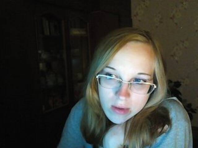 Lähettää kuvakaappauksia Angelpussy1