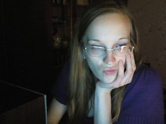 Lähettää kuvakaappauksia Angelpussy1