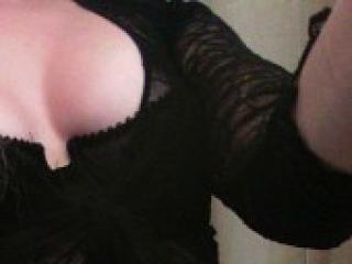 Eroottinen videokeskustelu annannee