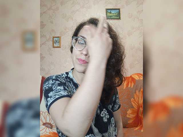 Lähettää kuvakaappauksia JoJo_XD