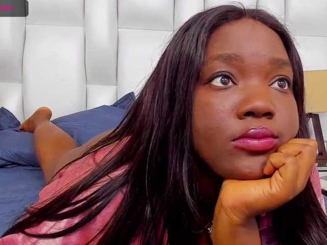 Lähettää kuvakaappauksia AnneBullock