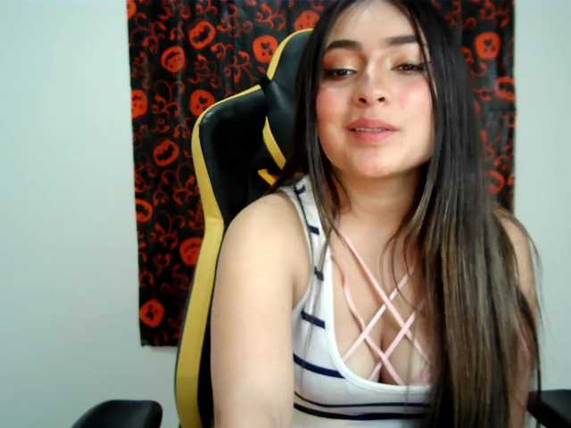 Kuvat annie-bella #latin #colombian #horny #teen #bigtits