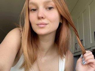 Eroottinen videokeskustelu AnnieMouse