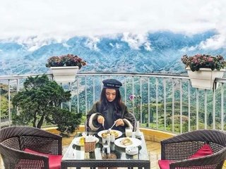 Eroottinen videokeskustelu Anqueen