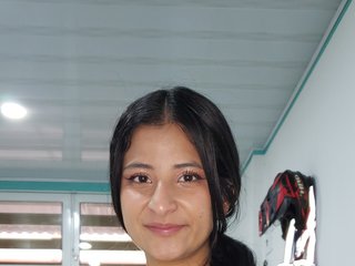 Eroottinen videokeskustelu antonella-adams