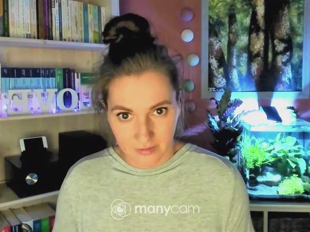 Lähettää kuvakaappauksia AntoniaPur