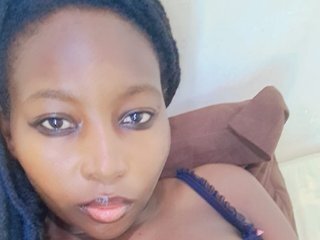 Eroottinen videokeskustelu Applebottomqueen