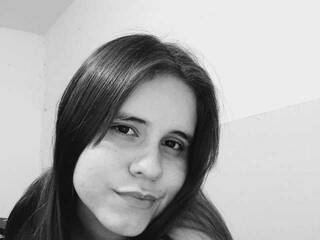 Eroottinen videokeskustelu April-candy