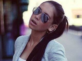 Eroottinen videokeskustelu ApriMoons