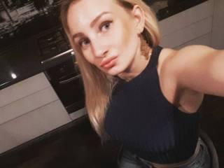 Eroottinen videokeskustelu aquajanise