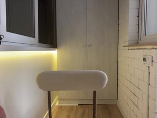 Eroottinen videokeskustelu Ari-WY