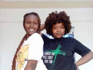 Eroottinen videokeskustelu ArialndBlossom