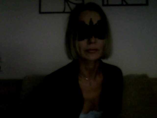 Kuva profiilista arianaaab